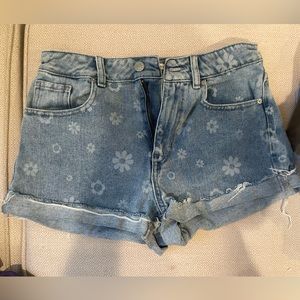 Pacsun flower shorts